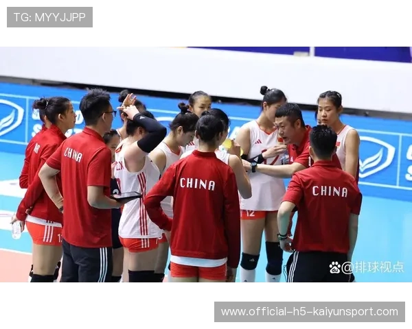 中国女排3-0横扫泰国，中国女排对战泰国